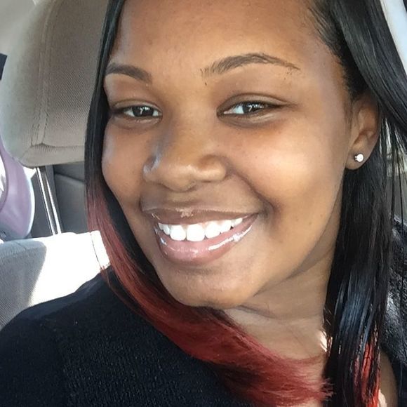 Meet your Posher, Sashamindingmyown - Picture 1 of 1